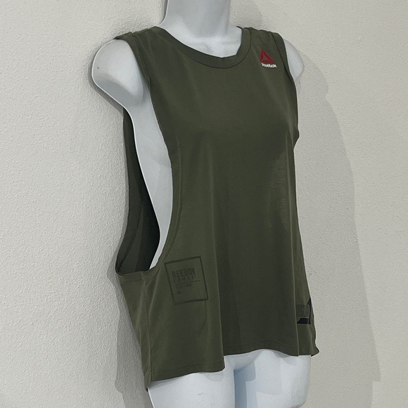 Reebok Women's Dark Green Muscle Tee Size M - Picture 2 of 8